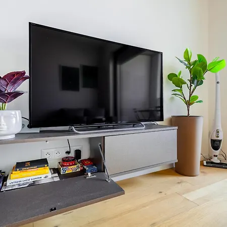 Modern & Minimalistic - Garage & Balcony * Bratislava