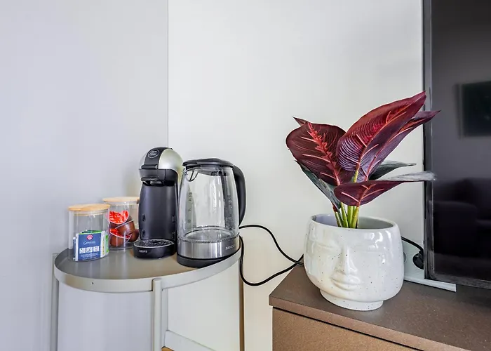 Modern & Minimalistic - Garage & Balcony Apartmán Bratislava