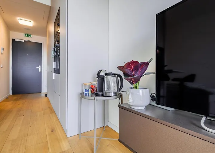 Apartmán Modern & Minimalistic - Garage & Balcony Bratislava